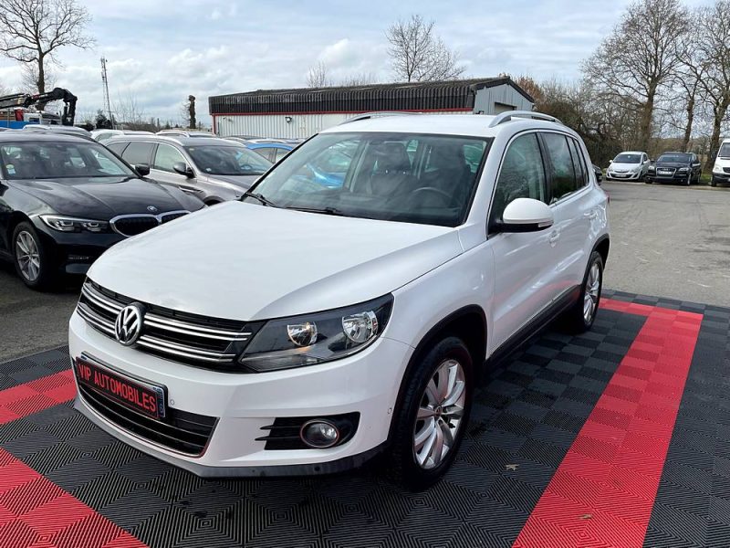 VOLKSWAGEN TIGUAN 2012