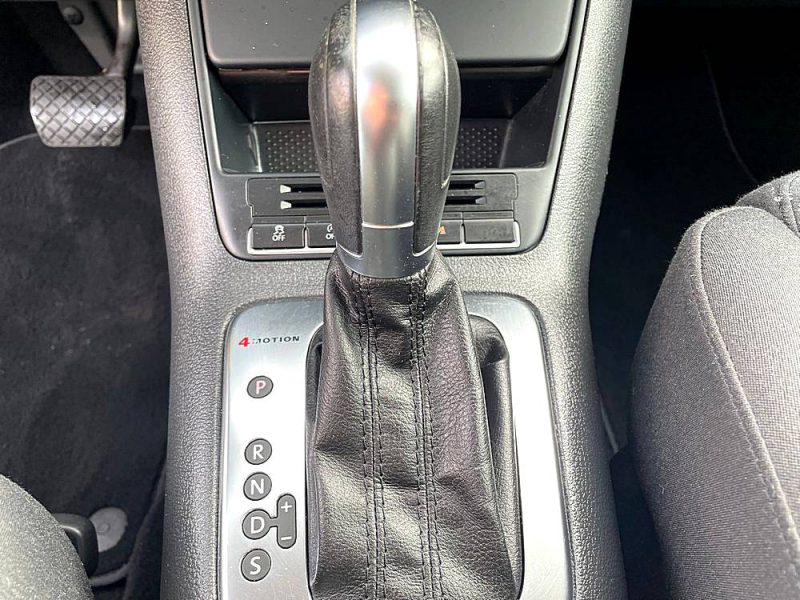 VOLKSWAGEN TIGUAN 2012