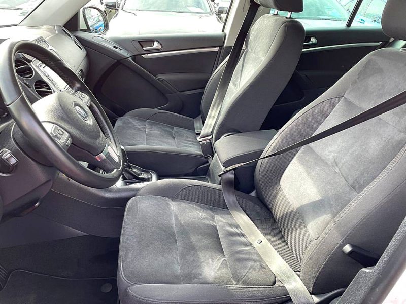 VOLKSWAGEN TIGUAN 2012