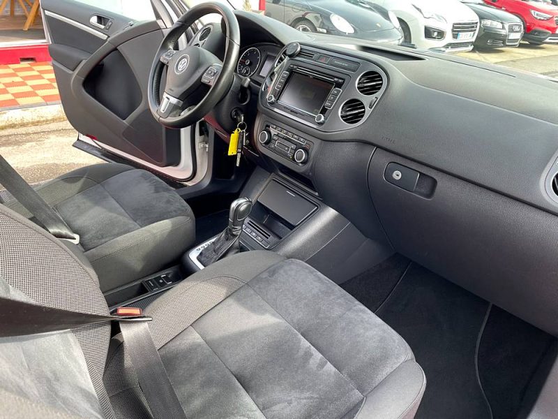 VOLKSWAGEN TIGUAN 2012