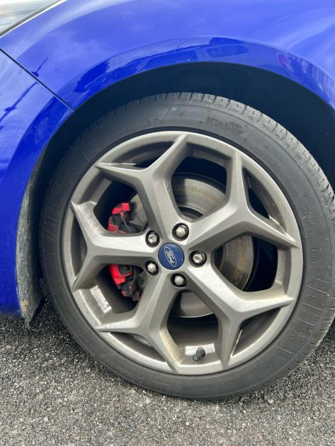 FORD FOCUS ST 2.0 250CV / Carnet Ford / CT OK / Révisée 