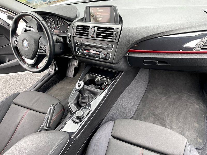 BMW (F20) 118D 143 M SPORT 5P 2013