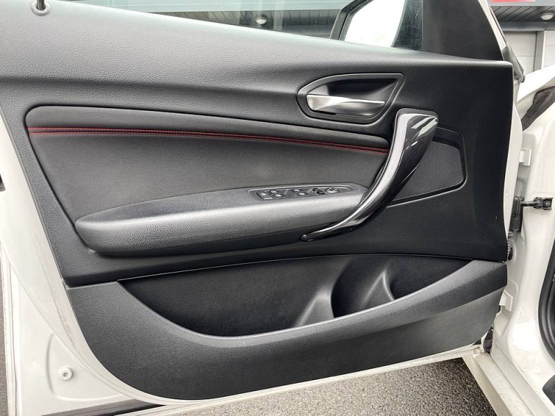 BMW (F20) 118D 143 M SPORT 5P 2013