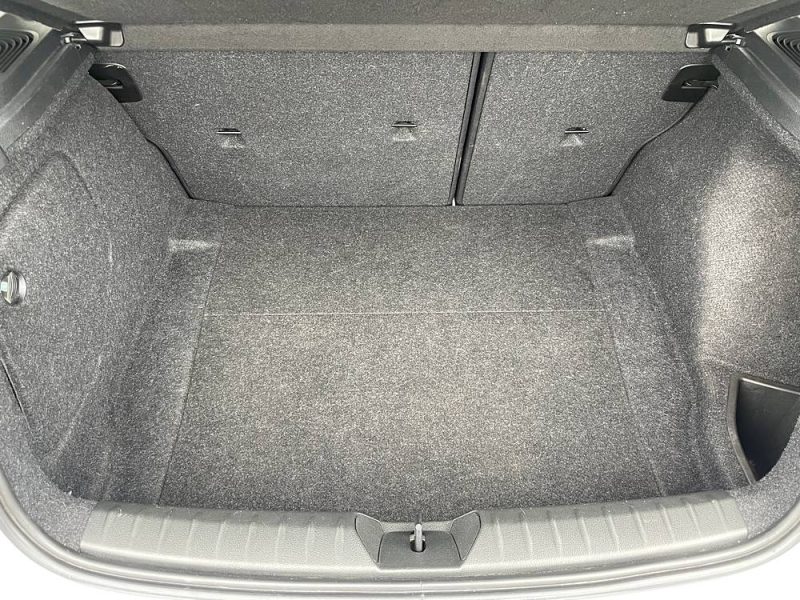 BMW (F20) 118D 143 M SPORT 5P 2013