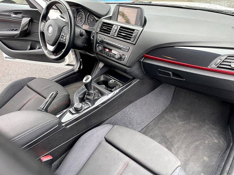 BMW (F20) 118D 143 M SPORT 5P 2013