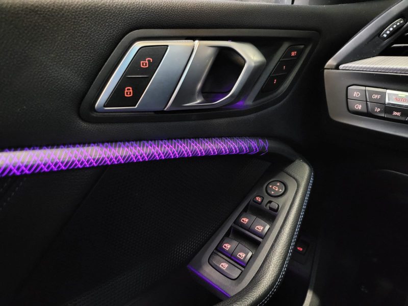 BMW SERIE 1 118i 136CV M SPORT / TOIT OUVRANT / APPLE CARPLAY / SIEGE ELECTRIQUE A MEMOIRE+CHAUFFANT