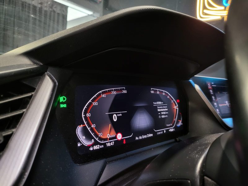 BMW SERIE 1 118i 136CV M SPORT / TOIT OUVRANT / APPLE CARPLAY / SIEGE ELECTRIQUE A MEMOIRE+CHAUFFANT