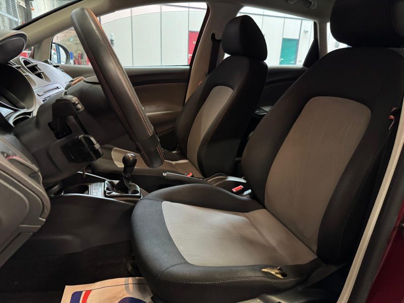 SEAT IBIZA ST  1.6 TDI 90 Techlight 