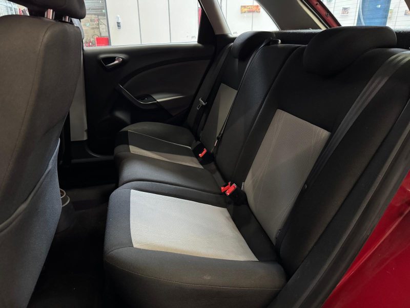 SEAT IBIZA ST  1.6 TDI 90 Techlight 