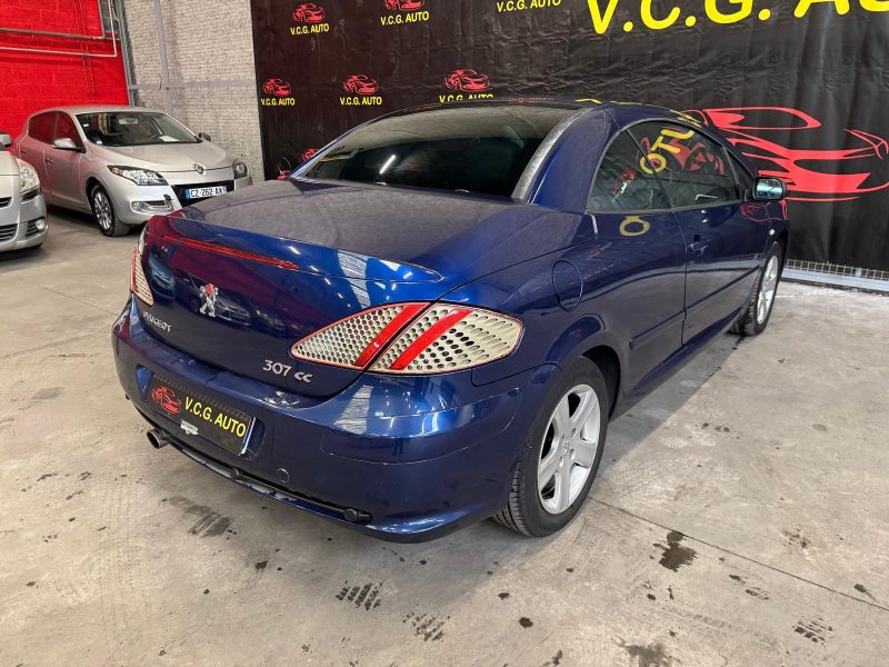 PEUGEOT 307cc 2.0i 16V 138 Confort