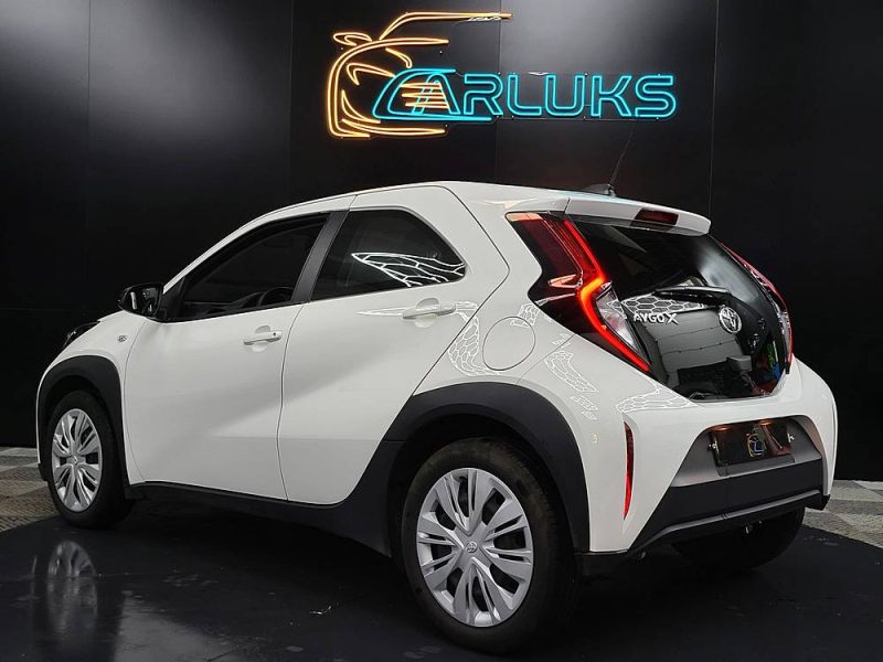 TOYOTA AYGO X 1.0 VVT-i 72cv Dynamic BVM5