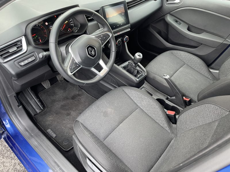 RENAULT CLIO 2021