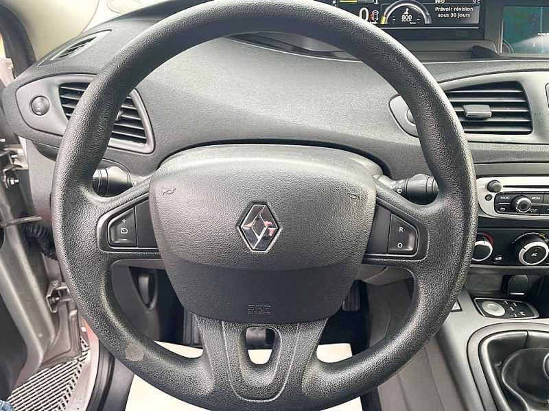 RENAULT MEGANE SCENIC 2013