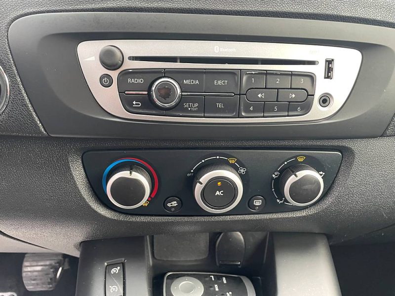 RENAULT MEGANE SCENIC 2013