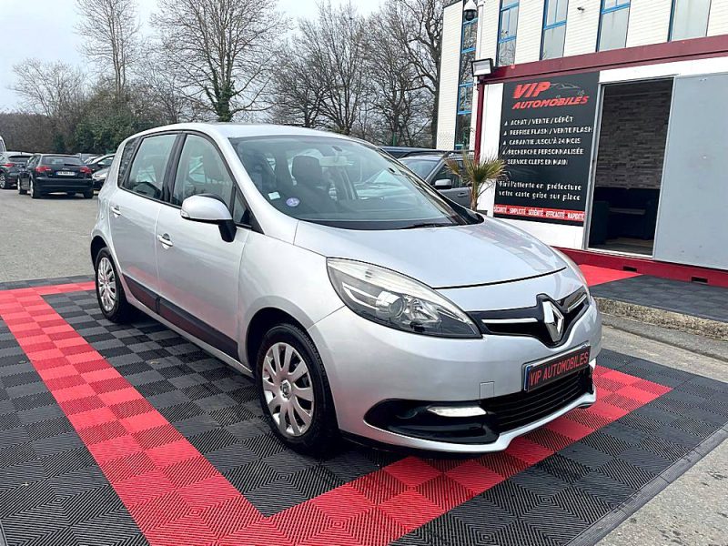 RENAULT MEGANE SCENIC 2013