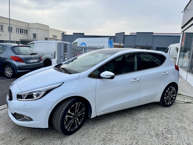 KIA CEE-D 1.6 GDi 135cv Premium