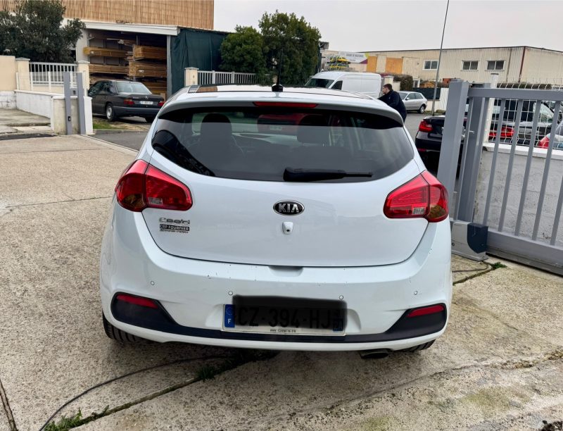 KIA CEE-D 1.6 GDi 135cv Premium
