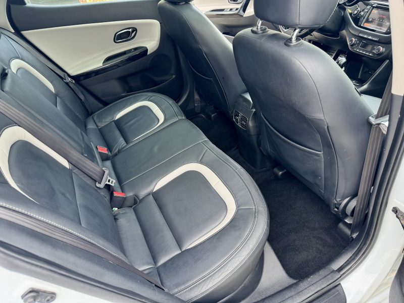 KIA CEE-D 1.6 GDi 135cv Premium