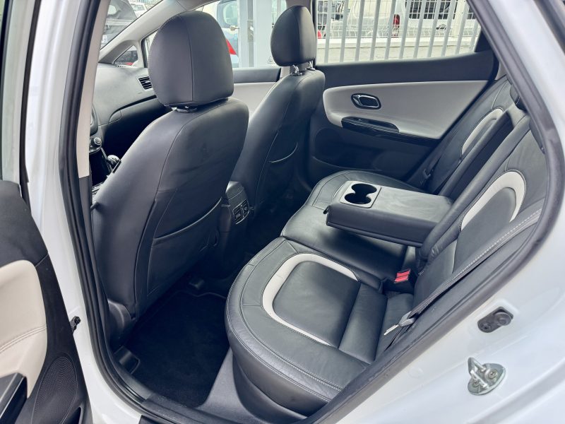 KIA CEE-D 1.6 GDi 135cv Premium
