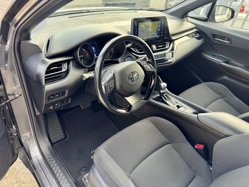 TOYOTA C-HR 1.8i Hybrid