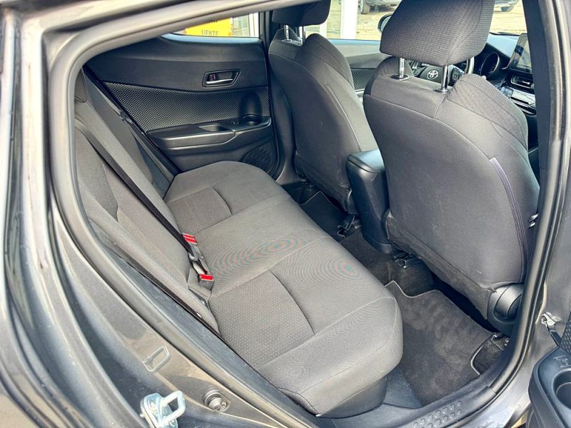 TOYOTA C-HR 1.8i Hybrid