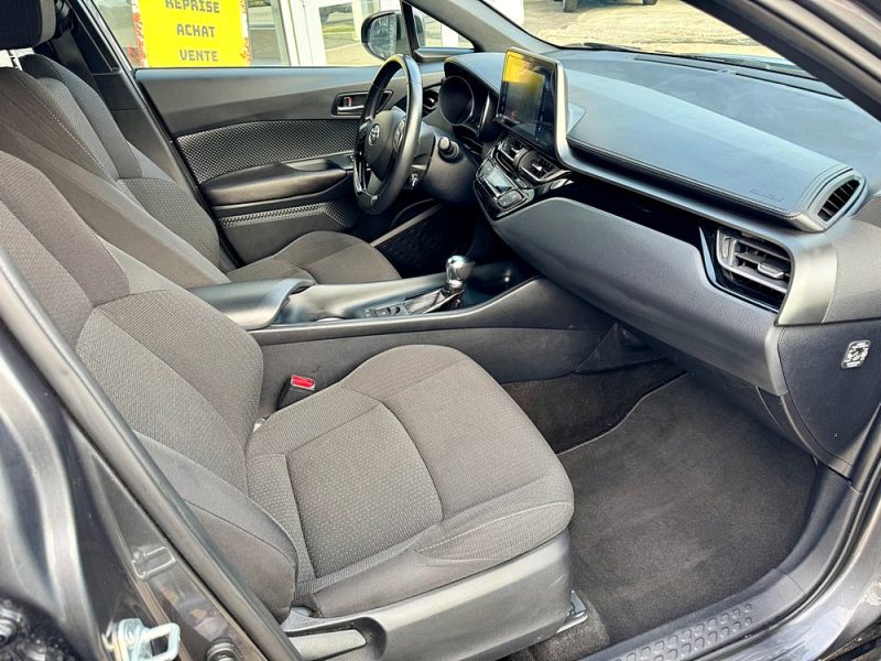 TOYOTA C-HR 1.8i Hybrid