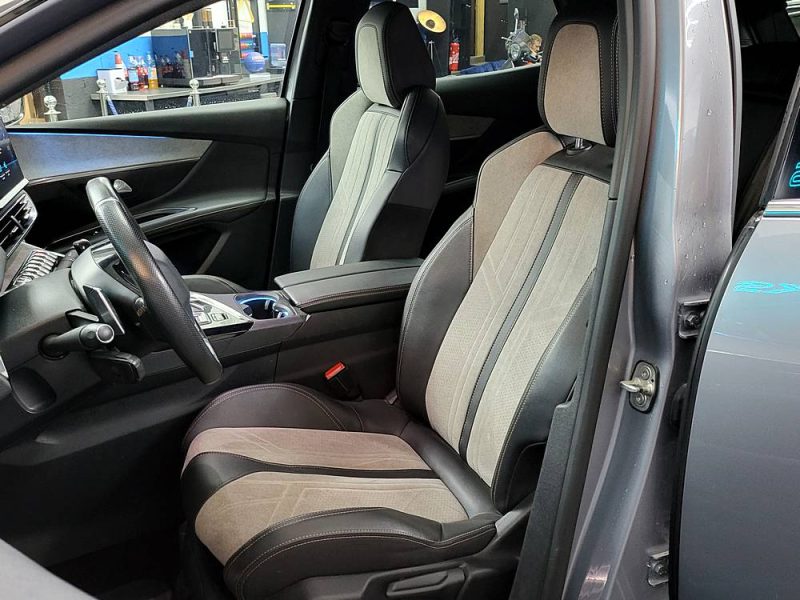 PEUGEOT 3008 II Hybrid4 300cv GT Boîte Auto e-EAT8