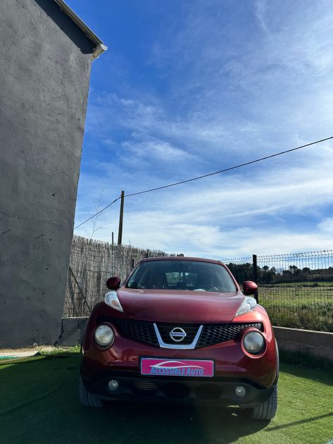 NISSAN JUKE 2011