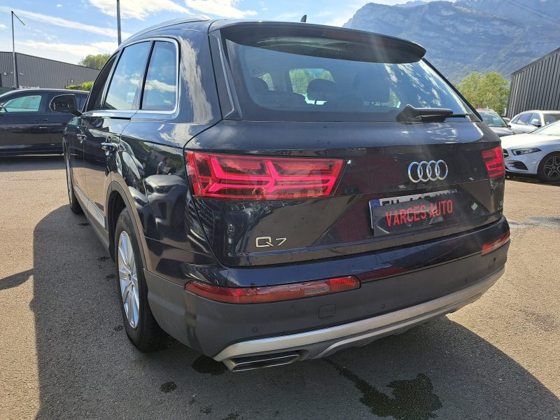 AUDI Q7 2016