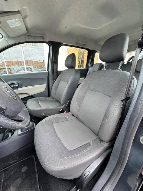 DACIA  LODGY  2012 1.5 Dci 90CV Prestige / Distribution Neuve / CT OK / Sièges Chauffants 
