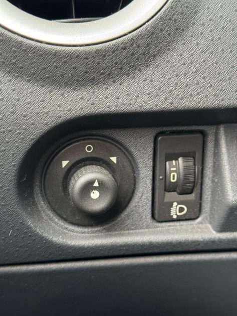 CITROEN  C2 2007 VTR 1.4 75CV / Distribution OK / Révisée 