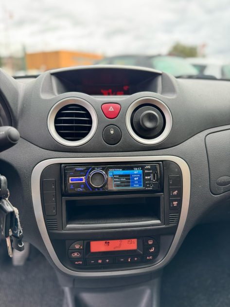 CITROEN  C2 2007 VTR 1.4 75CV / Distribution OK / Révisée 