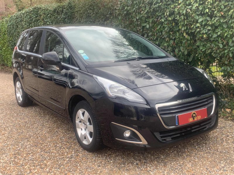 PEUGEOT 5008 2015 1.6 HDI