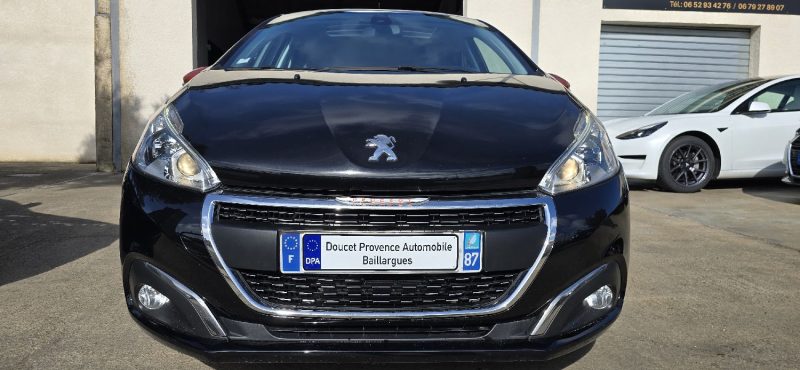 PEUGEOT 208 82 cv Rolland Garros Paris 