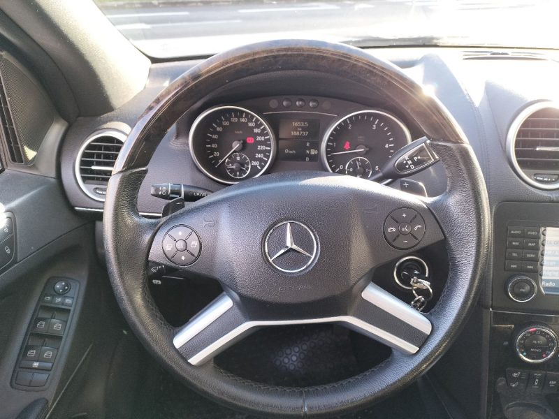 MERCEDES-BENZ ML420CDI V8 4 MATIC PACK AMG