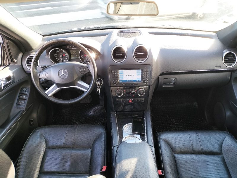 MERCEDES-BENZ ML420CDI V8 4 MATIC PACK AMG