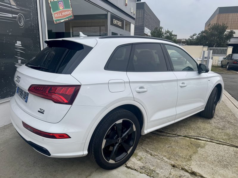 AUDI Q5 2.0l TDI 190cv S-Line