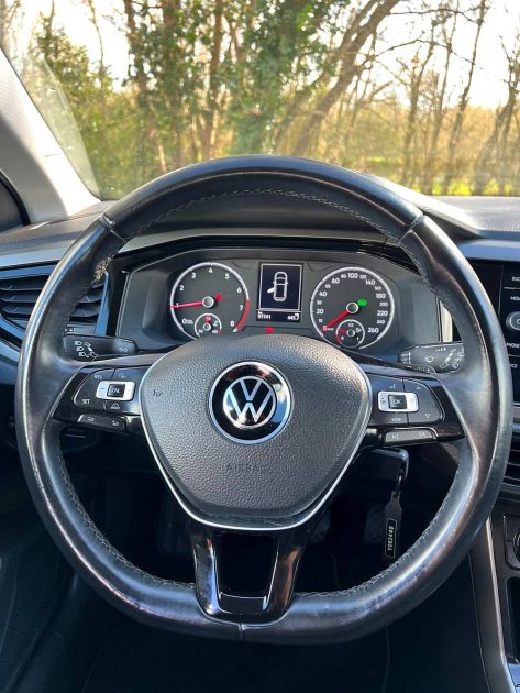 VOLKSWAGEN POLO 2021