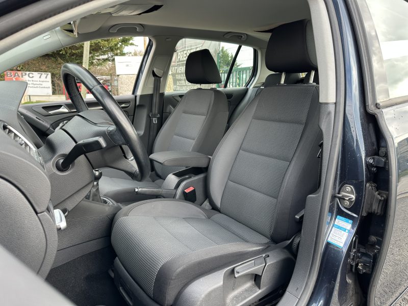 VOLKSWAGEN GOLF 6 2009