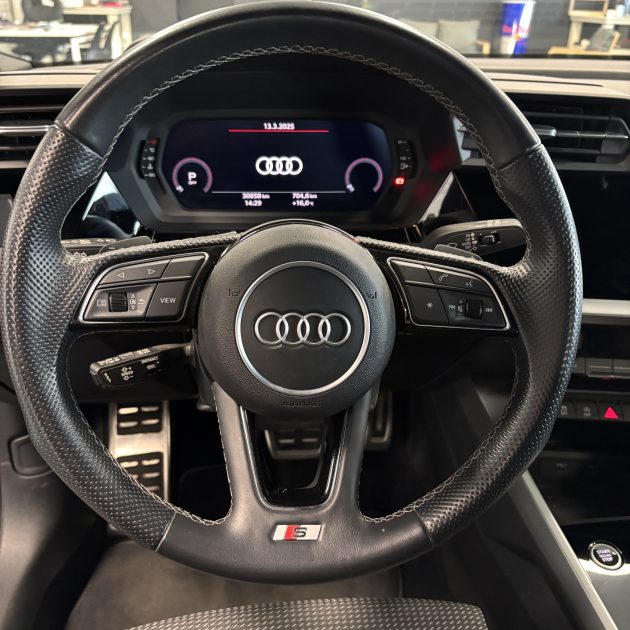 AUDI A3 Sportback 35 TFSI 150 ch S-tronic S-LINE Garantie 12 Mois 