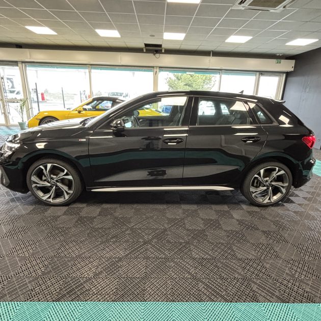 AUDI A3 Sportback 35 TFSI 150 ch S-tronic S-LINE Garantie 12 Mois 