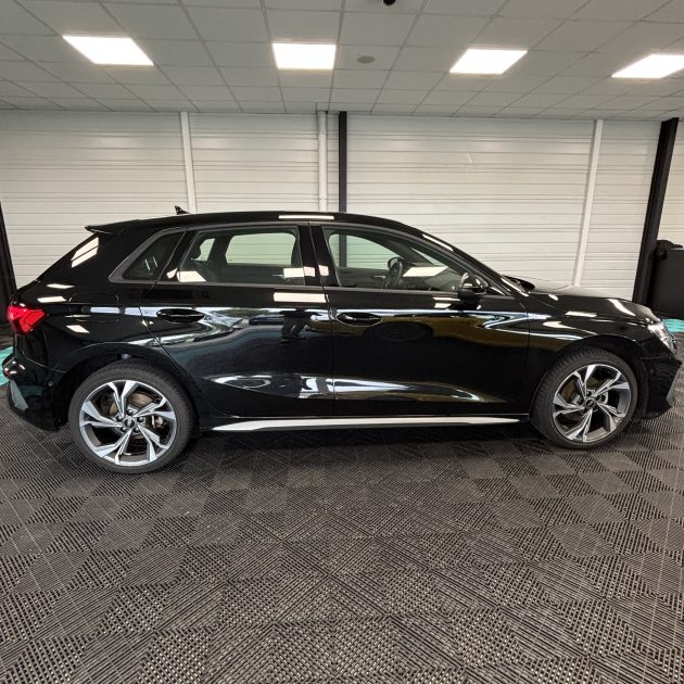 AUDI A3 Sportback 35 TFSI 150 ch S-tronic S-LINE Garantie 12 Mois 
