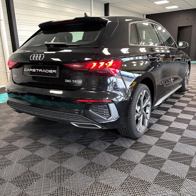 AUDI A3 Sportback 35 TFSI 150 ch S-tronic S-LINE Garantie 12 Mois 