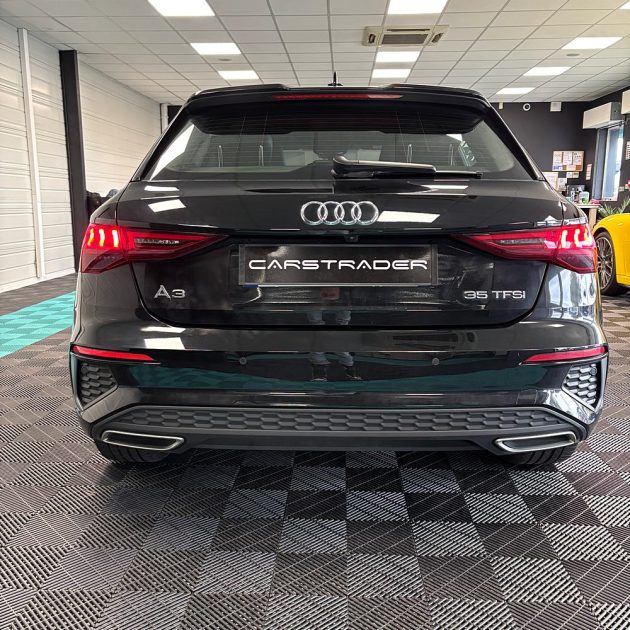 AUDI A3 Sportback 35 TFSI 150 ch S-tronic S-LINE Garantie 12 Mois 