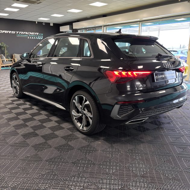AUDI A3 Sportback 35 TFSI 150 ch S-tronic S-LINE Garantie 12 Mois 
