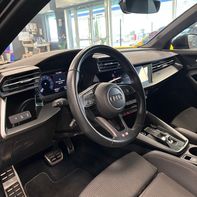 AUDI A3 Sportback 35 TFSI 150 ch S-tronic S-LINE Garantie 12 Mois 