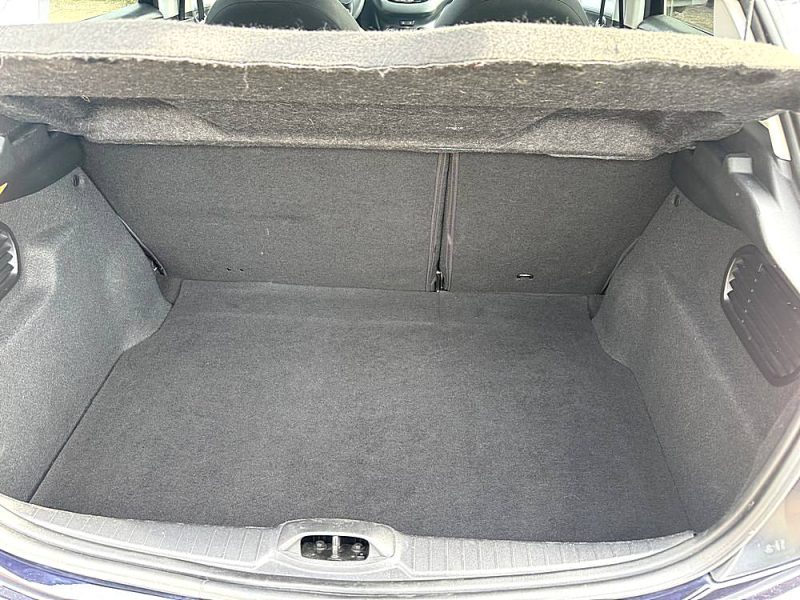 PEUGEOT 208 1.2 82CV STYLE