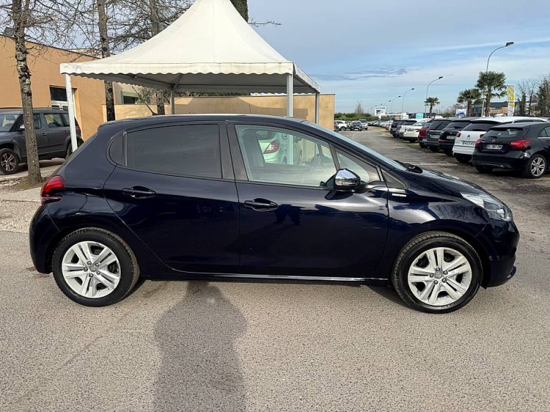 PEUGEOT 208 1.2 82CV STYLE