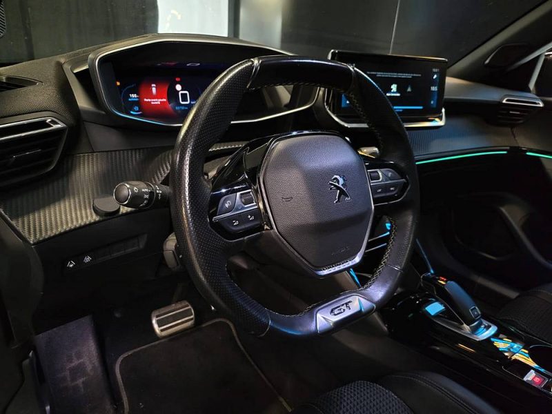 PEUGEOT 2008 GTPACK 1.5 BLUE HDI /130CH / TOIT OUVRANT / CAMERA RECUL / KEYLESS / VIRTU