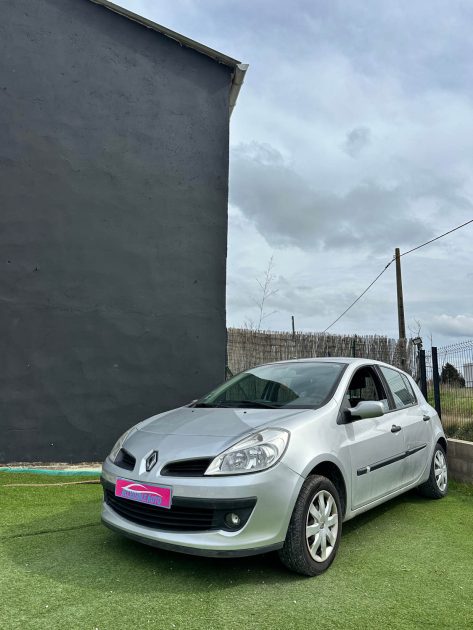 RENAULT CLIO 2006